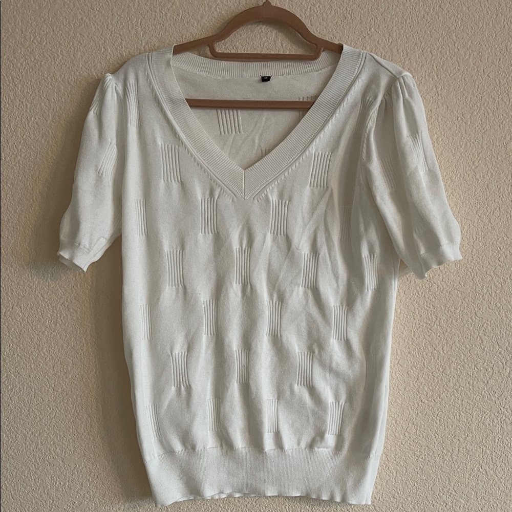 White V-Neck Short Sleeve Sweater